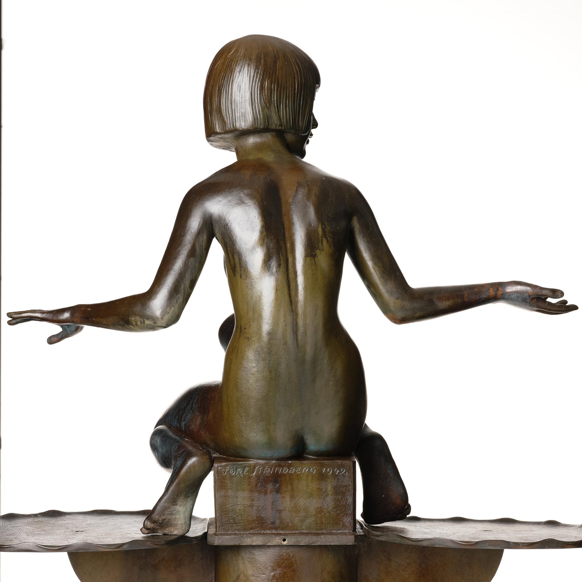 Tore Strindberg, "Flicka med fågelbad" (Girl with birdbath).