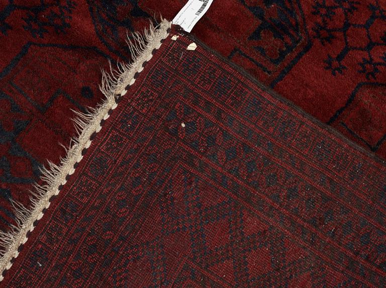 MATTA, semiantik Afghan, ca 290 x 240.