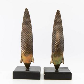 Decorative sculptures 1 pair "Spoon pull Abu".