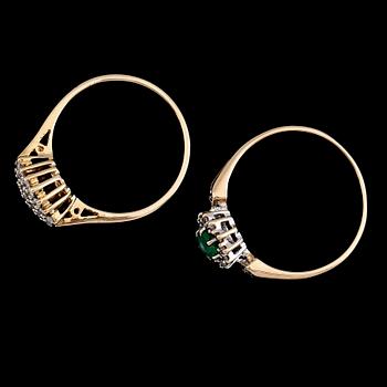 RINGAR, 2 st, 9 k guld med grön sten och diamanter. Total vikt ca 4 gram.