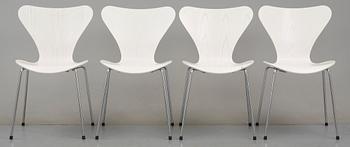 STOLAR, 4 st, "Sjuan", Arne Jacobsen, Fritz Hansen, Danmark, 2001.