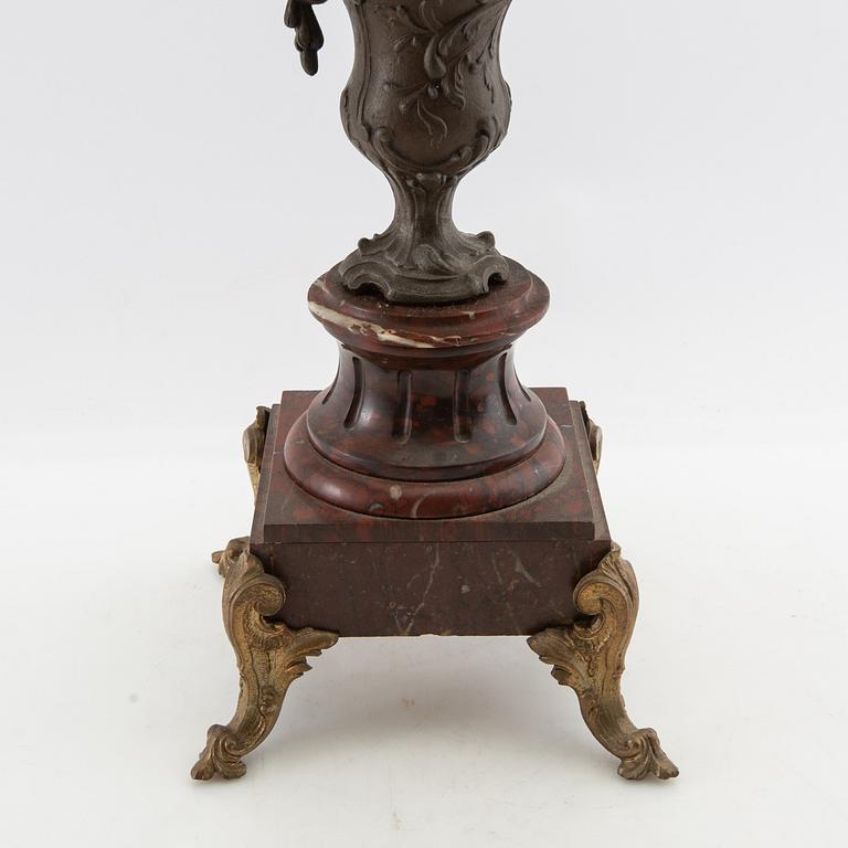 Candelabrum Louis XV style, circa 1900.