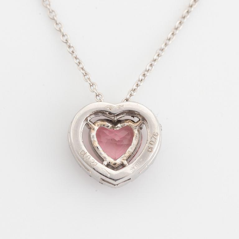 Collier med med hjärtformad rosa turmalin och  briljantslipade diamanter.