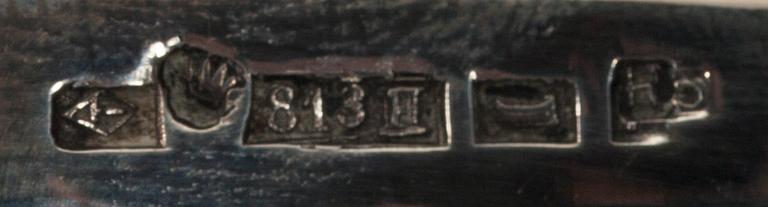 BRÖDKORG, 813 silver. Suomen Kultaseppä Oy Helsingfors 1922. Vikt 680 g.