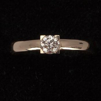 SORMUS, kultaa 14K ja timantti 0,31 ct. K-L/VS2. Paino  3,2 g.