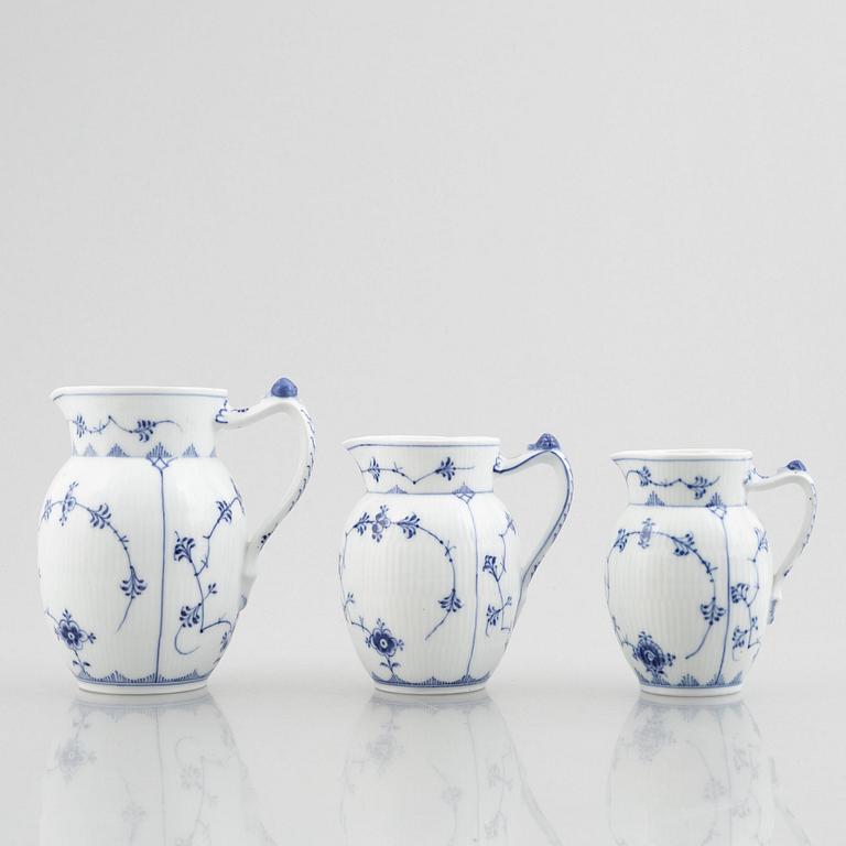 Three 'Blue Fluted' / 'Musselmalet' porcelain milkjugs, Royal Copenhagen, model 159, 450, 459, 1893-1900 and later.
