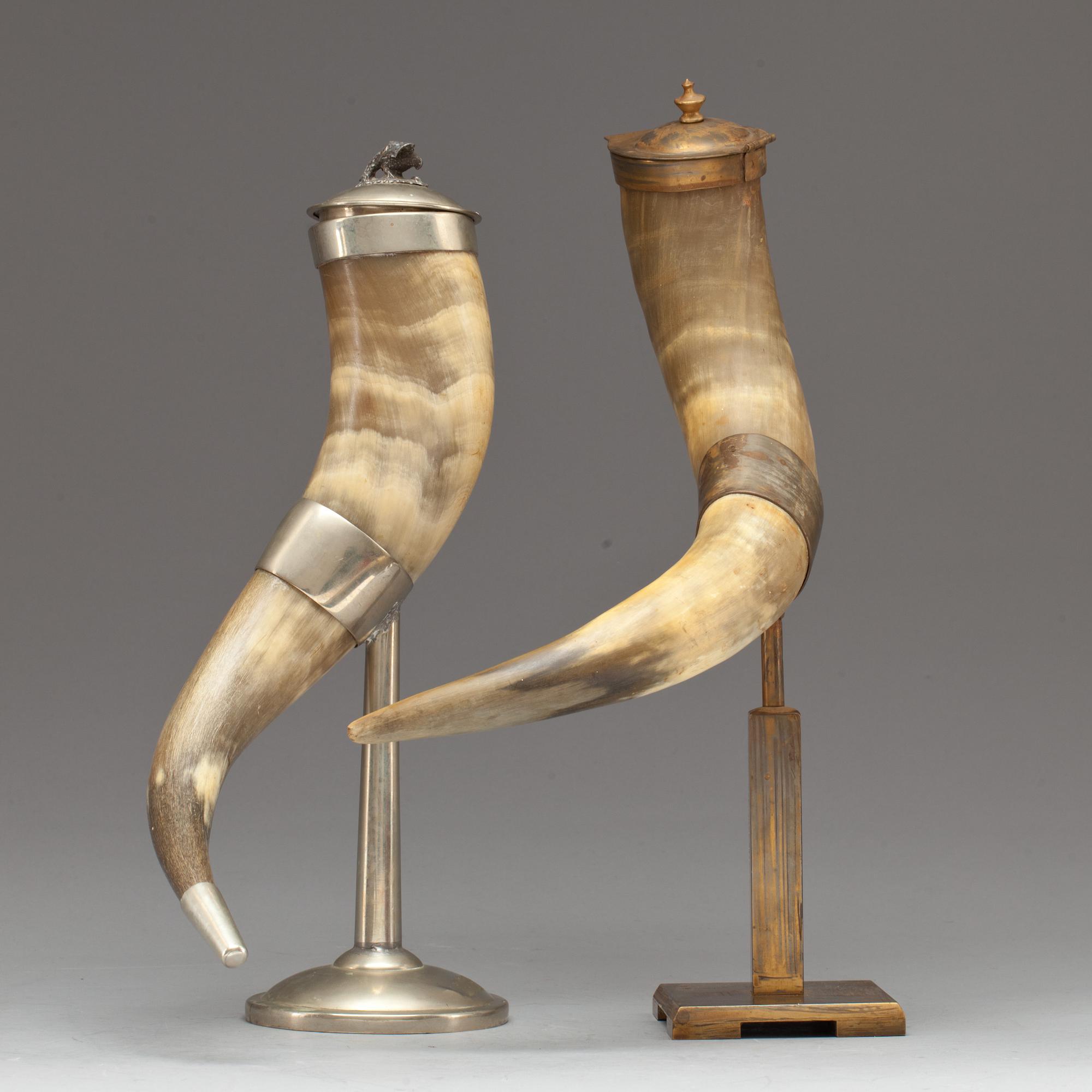 DRYCKESHORN, 2 st, 1900-talets andra hälft.