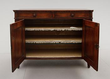 SKÄNK, sengustaviansk, omkring år 1800.