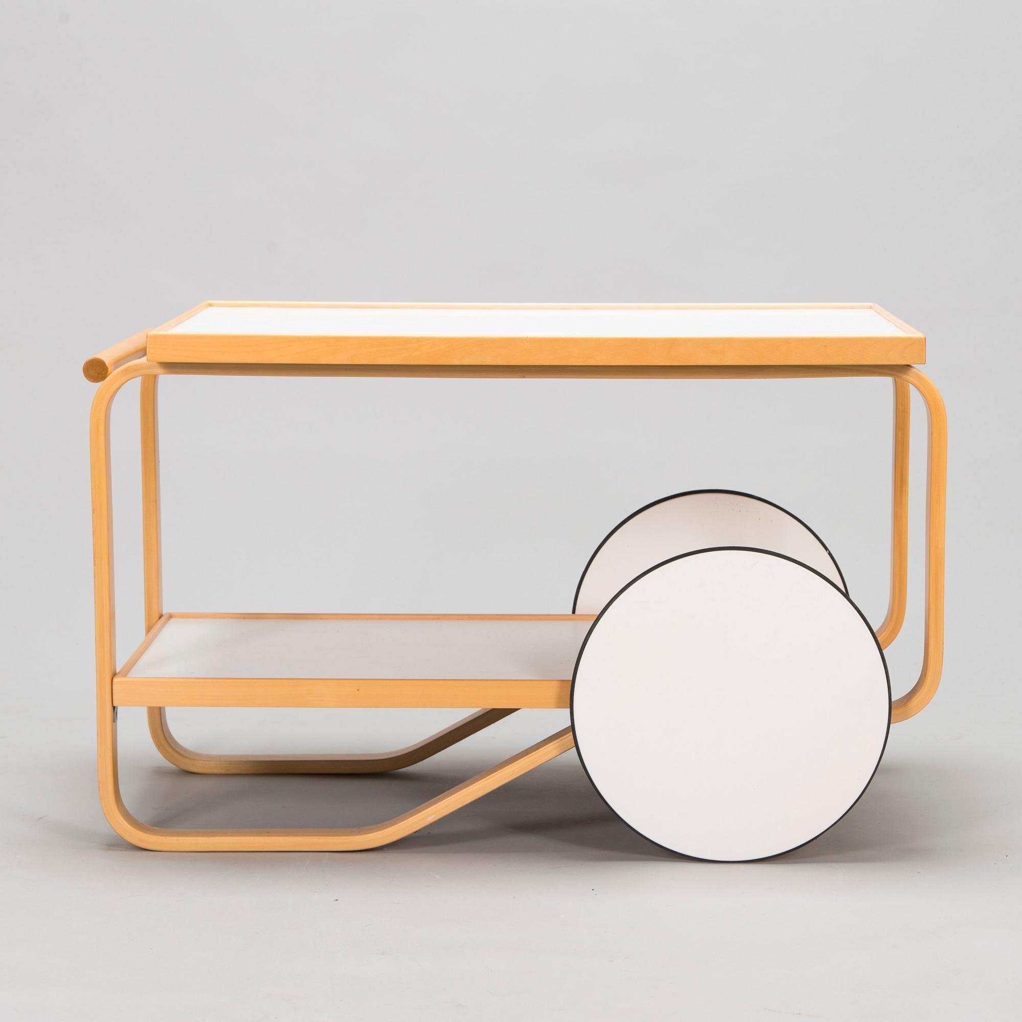 Alvar Aalto, tarjoiluvaunu 901, Artek, 1900-luvun loppu.