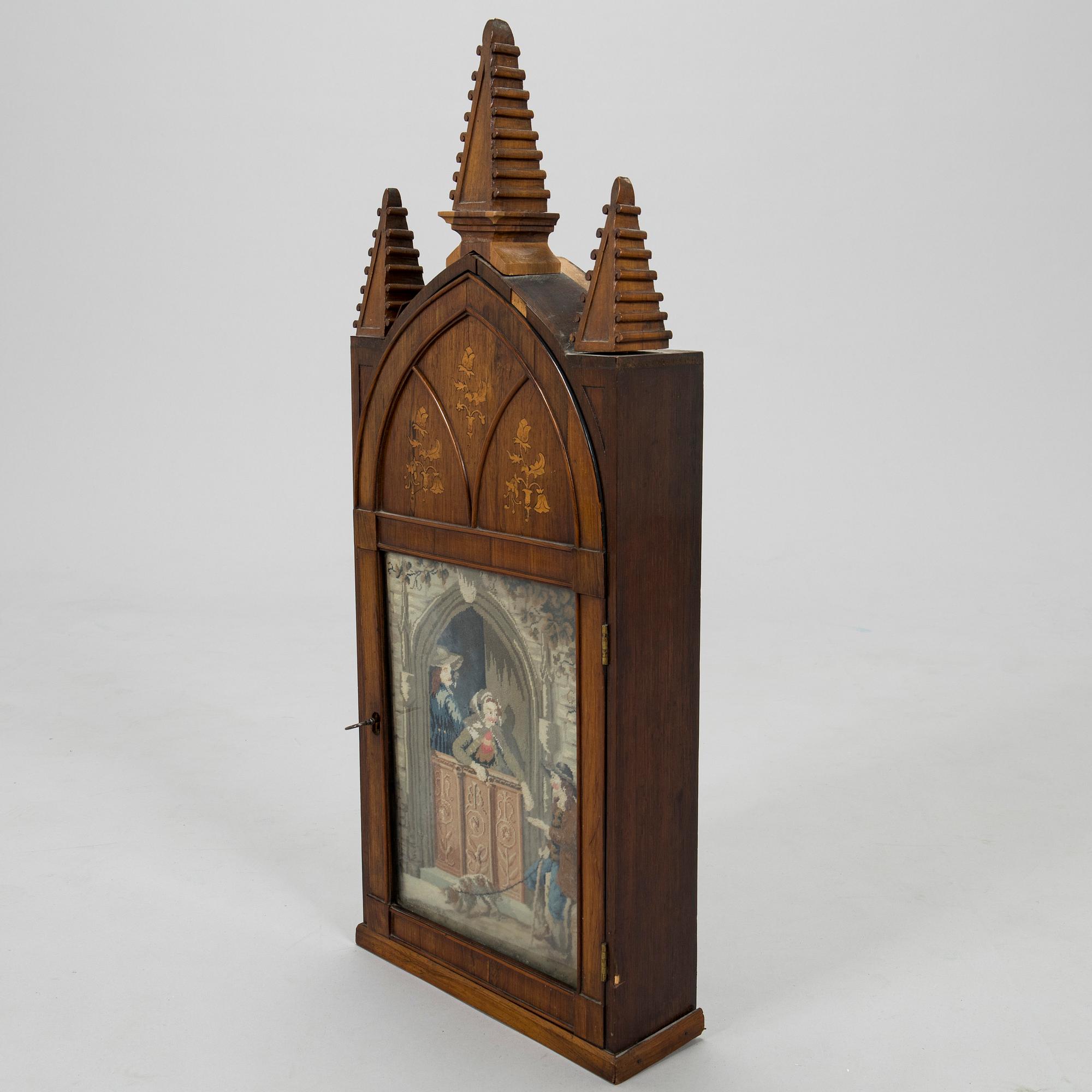 Seinäkaappi, 1800-luvun loppu.