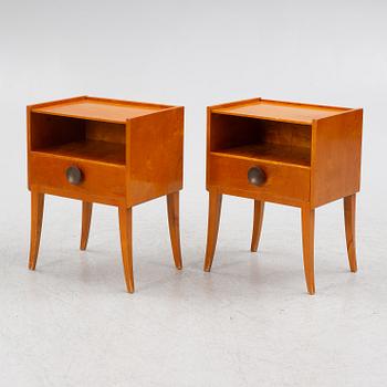 Bedside tables, a pair from the 1930s/40s.