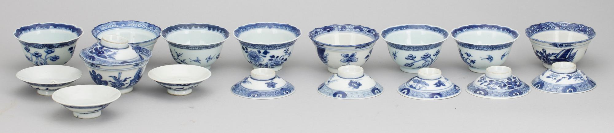 KOPPAR MED LOCK, 9 st olika, porslin, Kina 1800-tal.