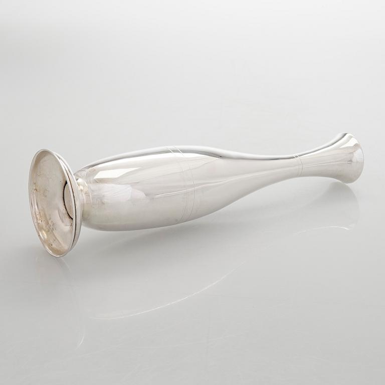 A silver vase, Miettinen & Nurmi Turku, 1953.