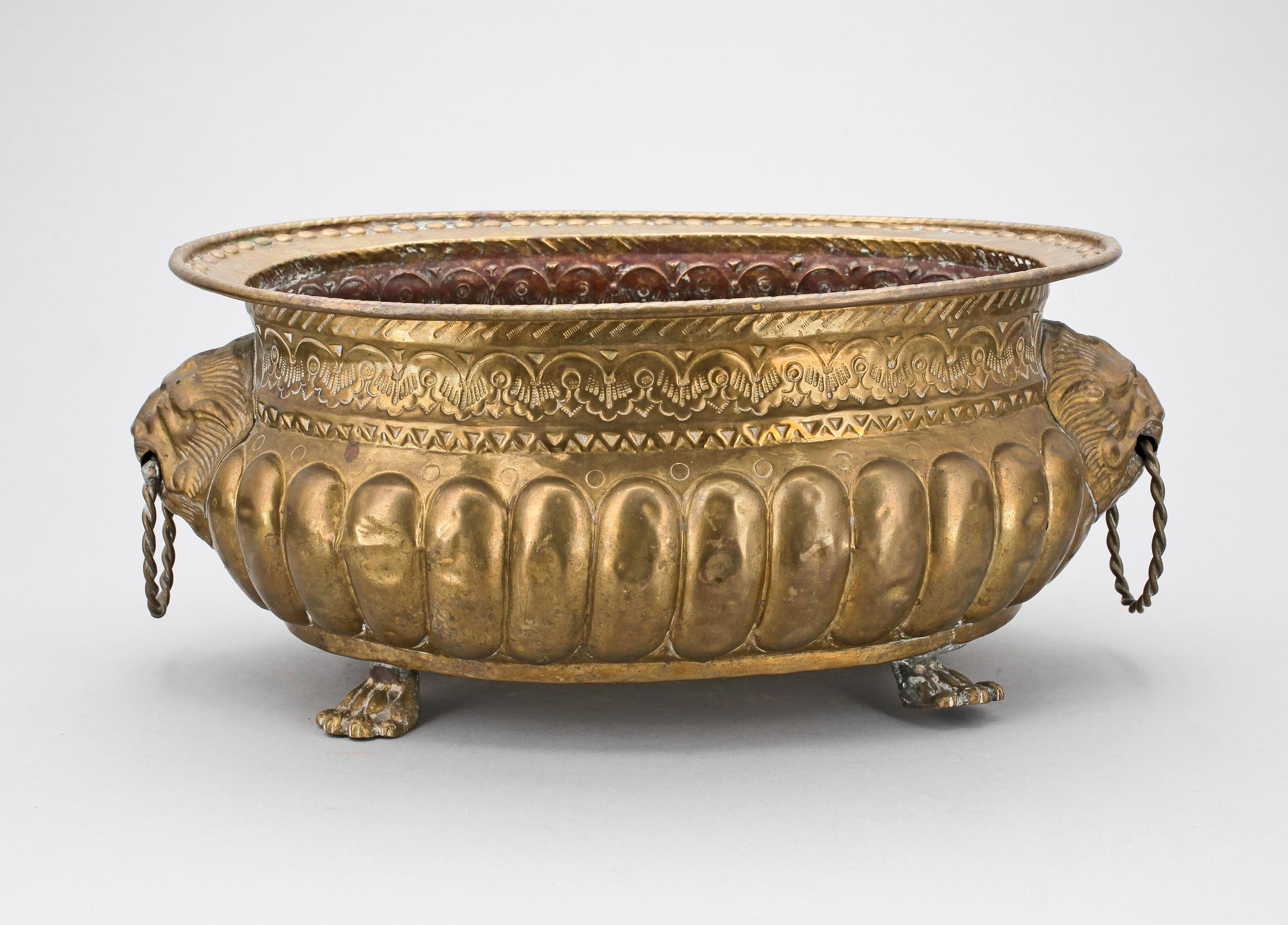 YTTERFODER, mässing, omkring år 1900.