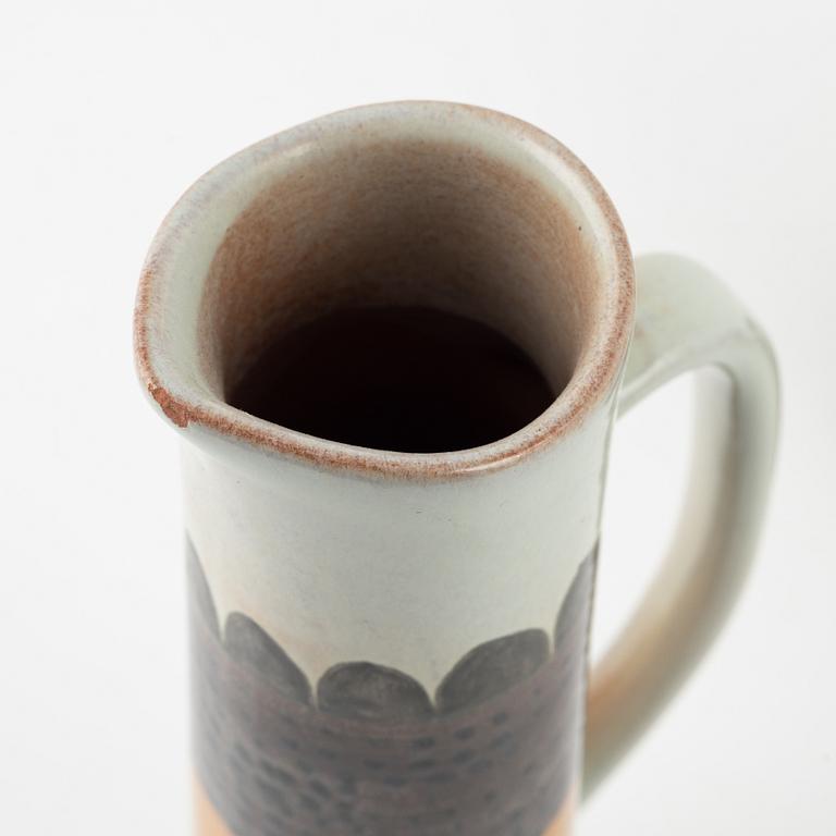 Carl-Harry Stålhane & Aune Laukkanen, a vase, a jug and a box with cover, 'Torro'-faience, Rörstrand.