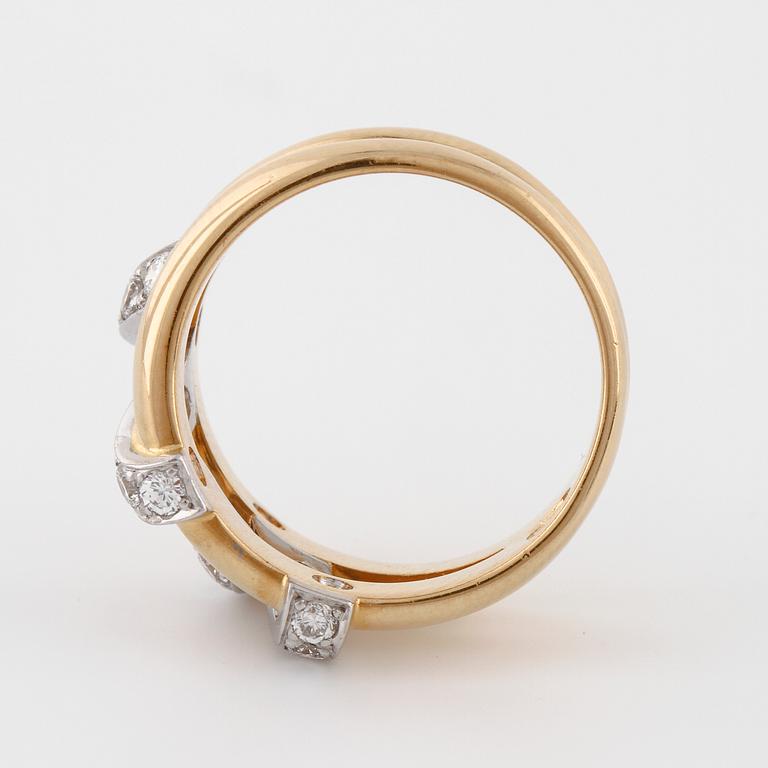 RING, med briljantslipade diamanter, totalt 0.66 ct, Engelbert, Stockholm, 1996.