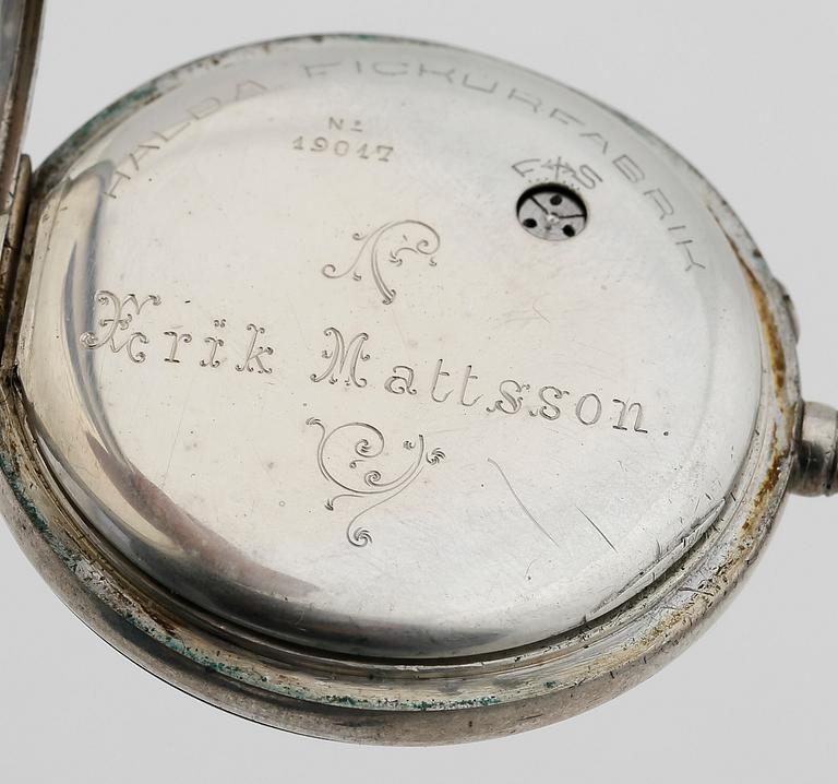 HERRFICKUR, silver, Halda Fickurfabrik, numrerad 19017. Boetten stämplad år 1907. Vikt ca 102 gram.