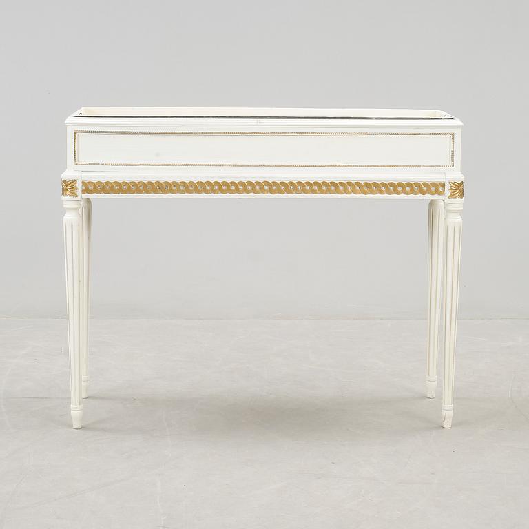 BLOMBORD, gustaviansk stil, 1900-tal.