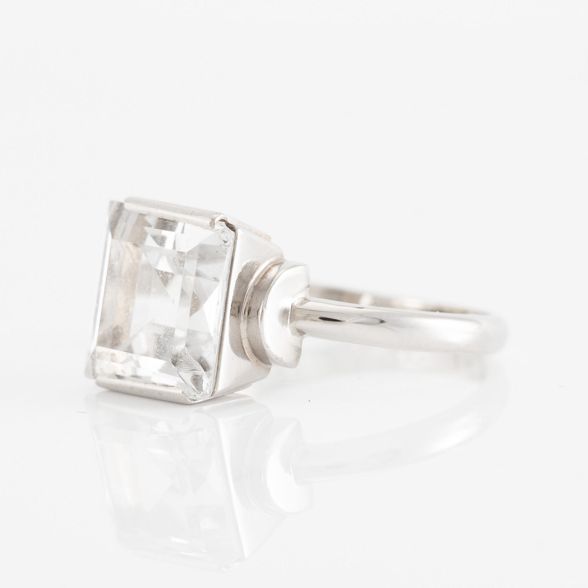 Ring, 18K white gold with synthetic white stone.