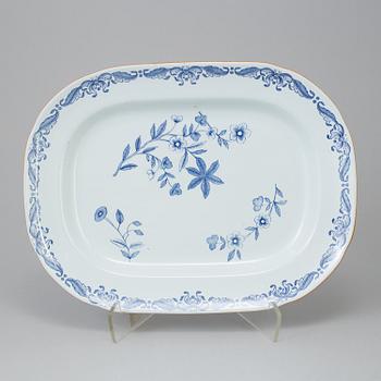 A 31 piece porcelain service 'Ostindia' by Rörstrand.