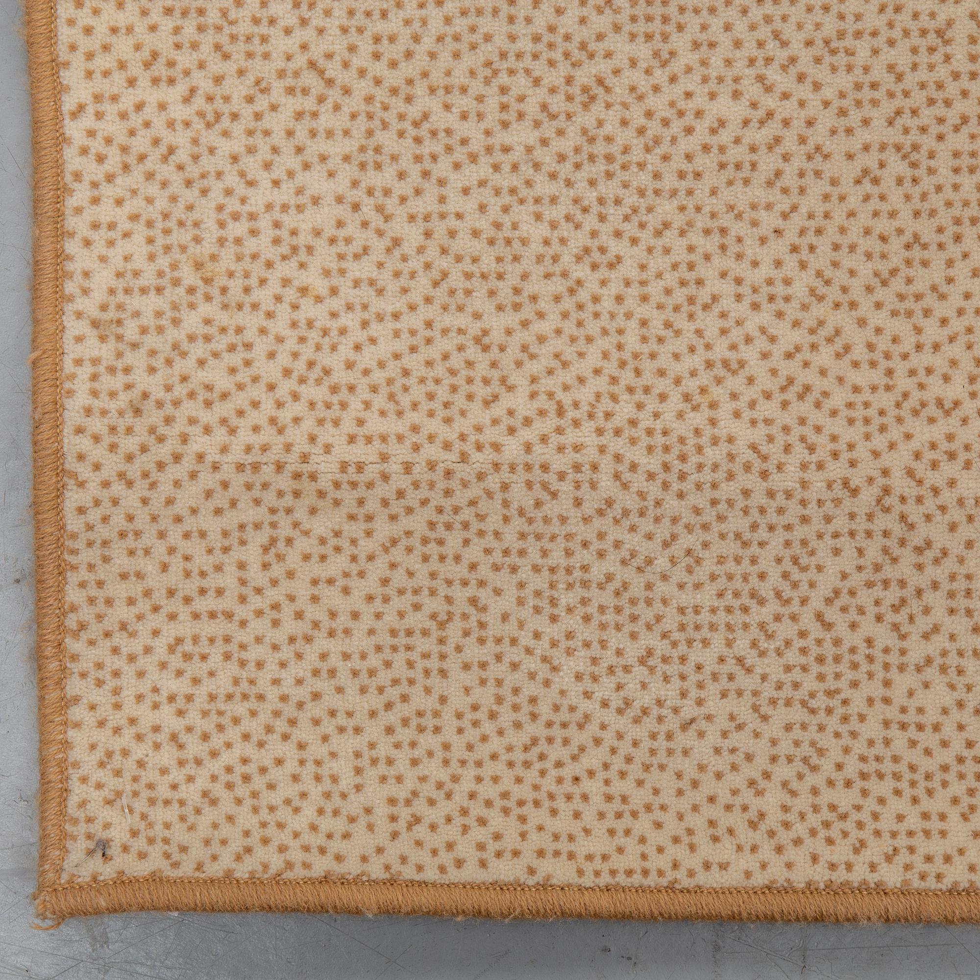 MATTO, tufted, ca 297 x 247 cm.