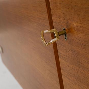 Sideboard, 1900-talets mitt.