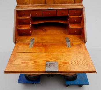 SNEDKLAFFSKÅP, rokoko, 1700-tal.