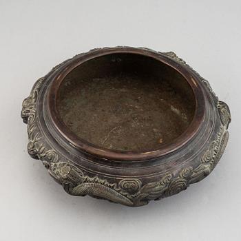 A large bronze censer, China, early 20th Century.