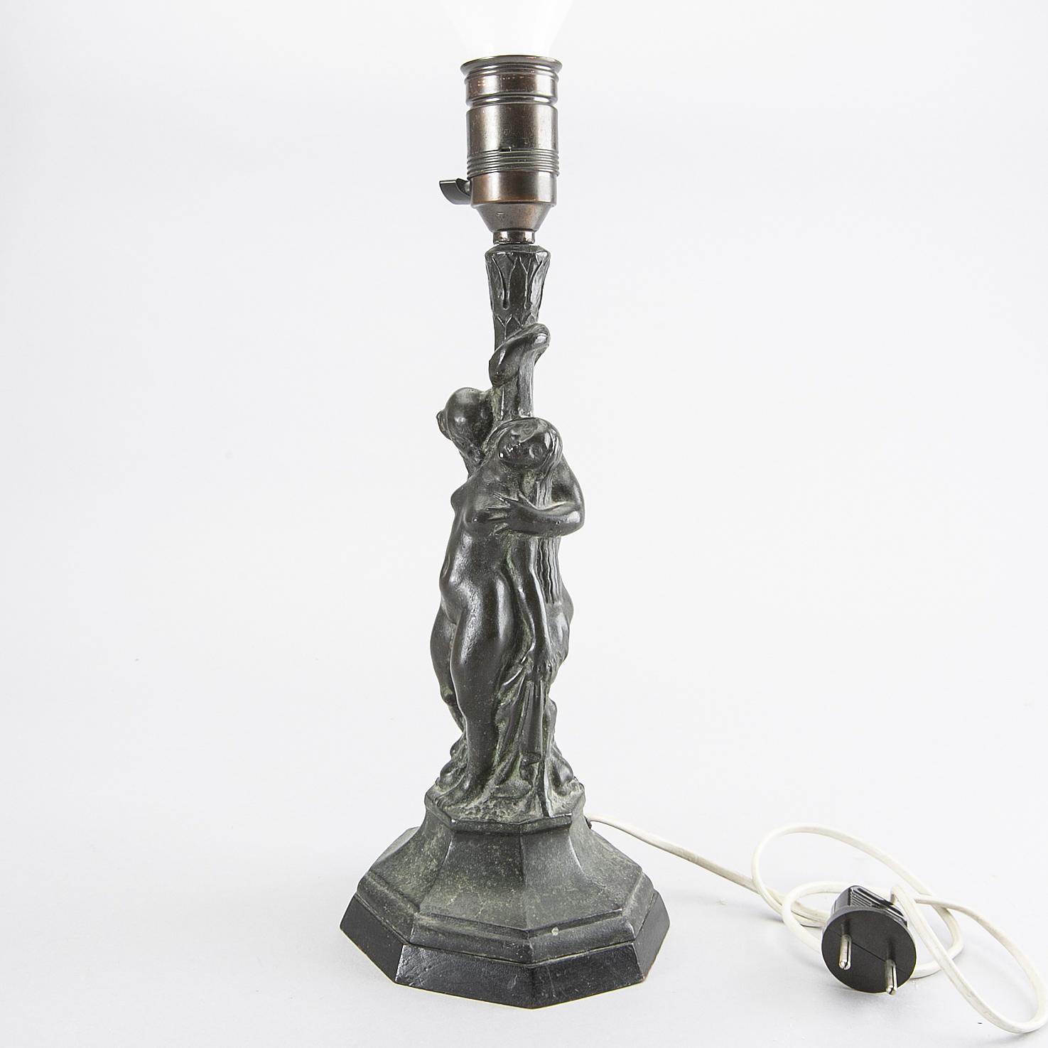 Axel Gute, a bronze table lamp, 1920's.