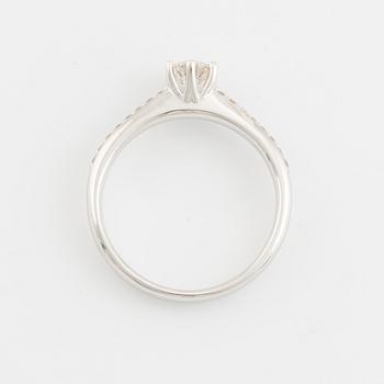 Brilliant cut diamond solitaire ring, with IGI report.