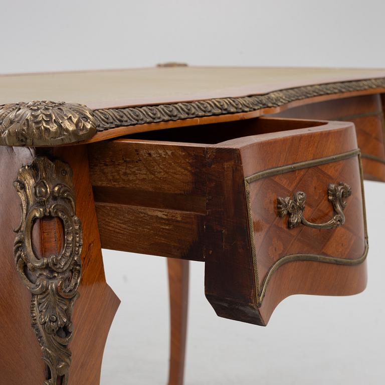 Skrivbord, Louis XVI-stil, 1900-talets mitt.