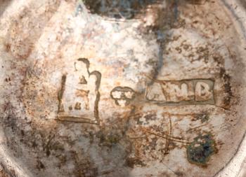 TUMLARE, silver, sannolikt Anders Ulfsberg, Nyköping (verksam 1762-1805). Vikt ca 14 g.