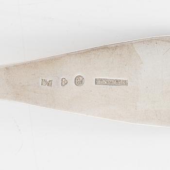 A set of Swedish Silver Table Spoons, including Petter Davidsson, Norrköping 1769 (8 pieces).