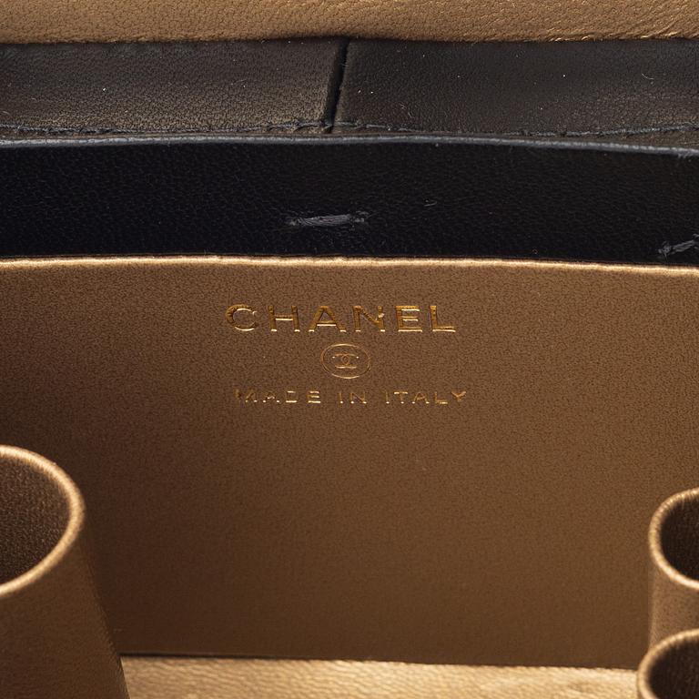 Chanel, väska, "Vanity on Chain", 2023.