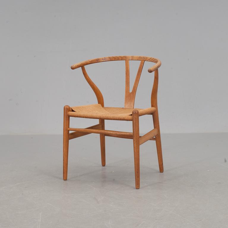 KARMSTOL, "Y-stolen", Hans J Wegner, Carl Hansen & Son, Odense, brännmärkt, 1950/60-tal.