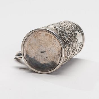 BÄGARE / MUGG, silver, Lee Ching, Kina, 1800-luvun jälkipuoli. Vikt 174 g.