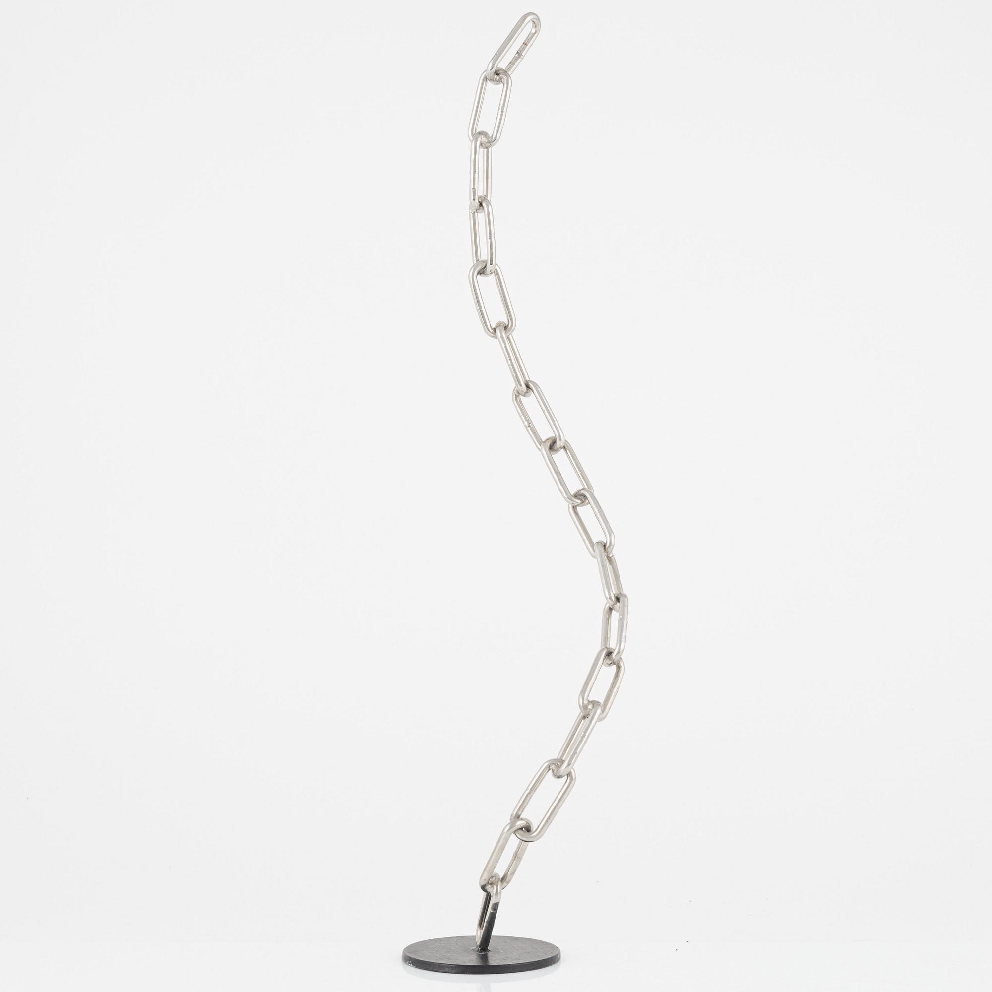 Oscar Reutersvärd, Chain.