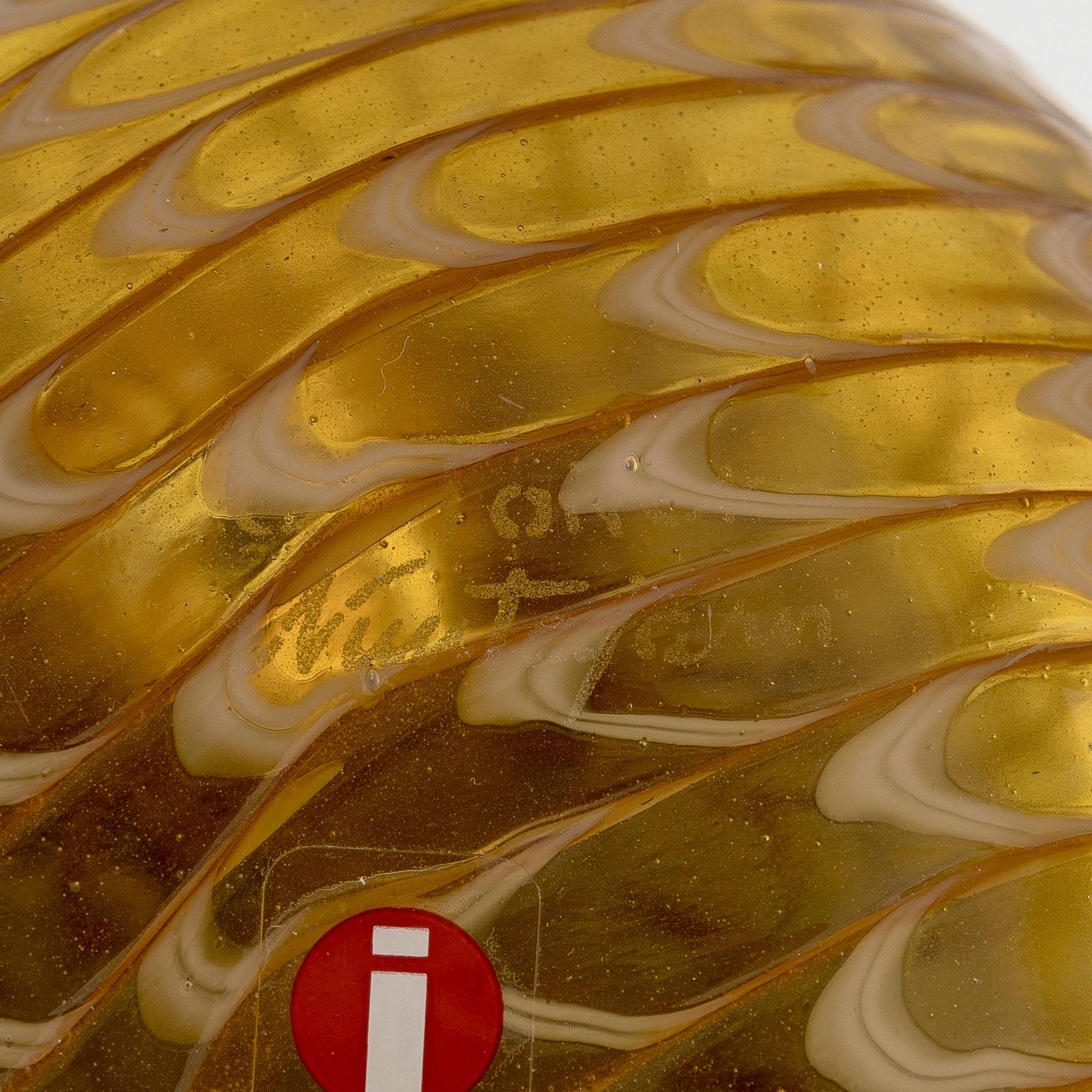 Oiva Toikka, a 'Karelian Golden Cuckoo' glass bird, signed O