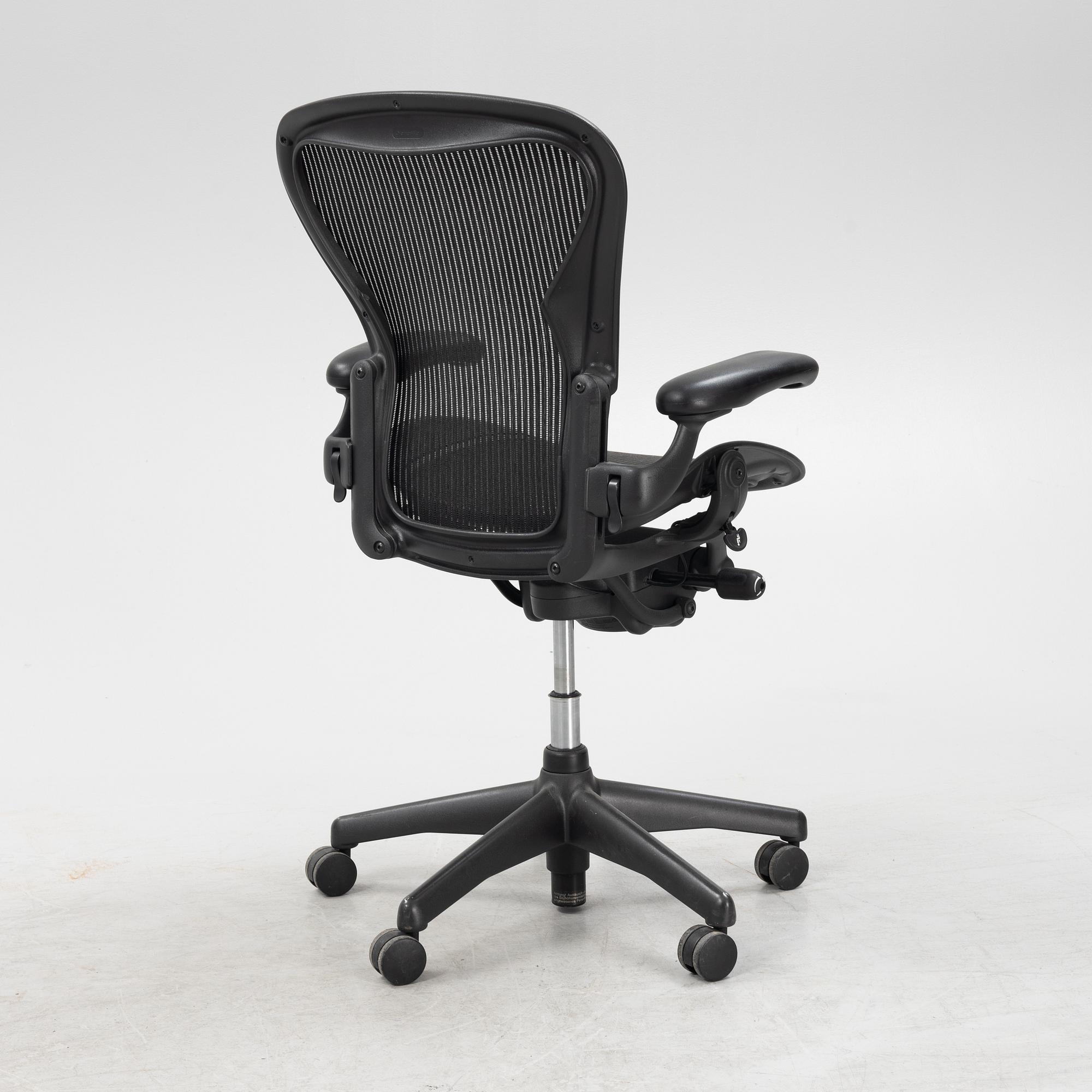 Don Chadwick/Bill Stump, an 'Aeron' swivel office chair, Herman Miller.