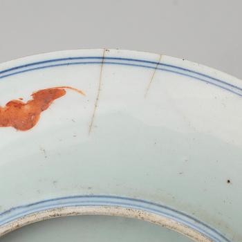 SKÅLFAT, porslin, Kina, 1800-talets andra hälft.