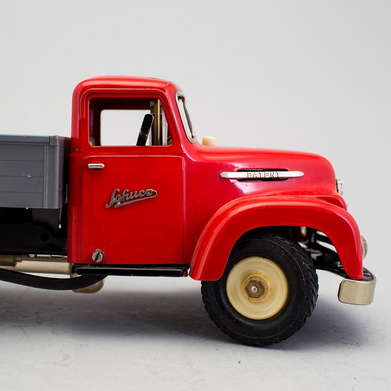 A tinplate Schuco Construction truck N 6065, Germany, 1950/60s.