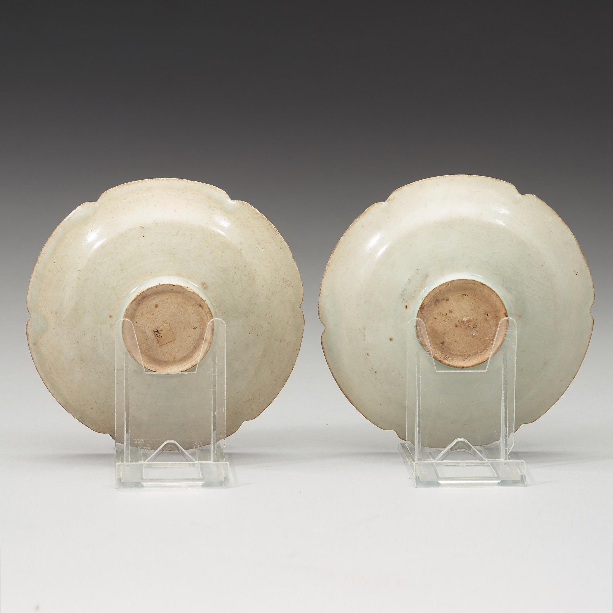 A pair of Qing bai petal lobed bowls, Song dynasty (960-1279).