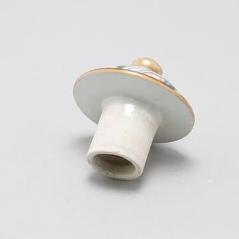 LOCKURNA, porslin, Kina, sent 1800-tal.