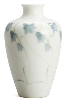 759. A Sèvres porcelain vase, 1898.