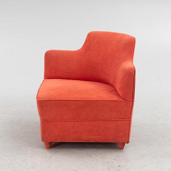 Luigi Caccia Dominioni, attributed to. An armchair, Italy, second half of the 20th Century.