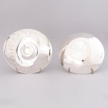 TAPIO WIRKKALA, kynttilänjalkapari, hopeaa, Hopeatehdas Oy, Helsinki 1953.