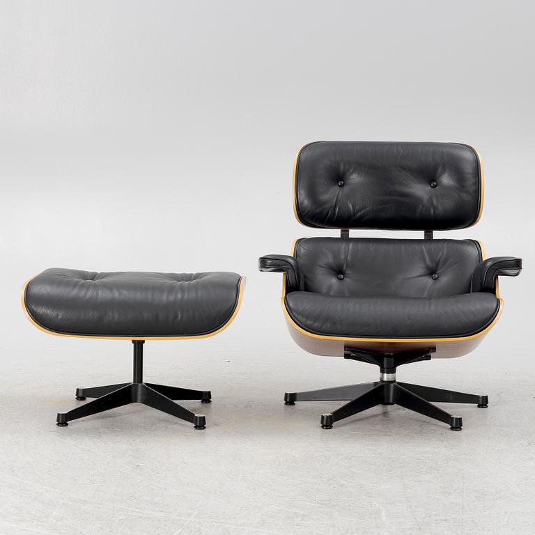 Charles & Ray Eames, an 'Eames Lounge Chair' with ottoman, Vitra.