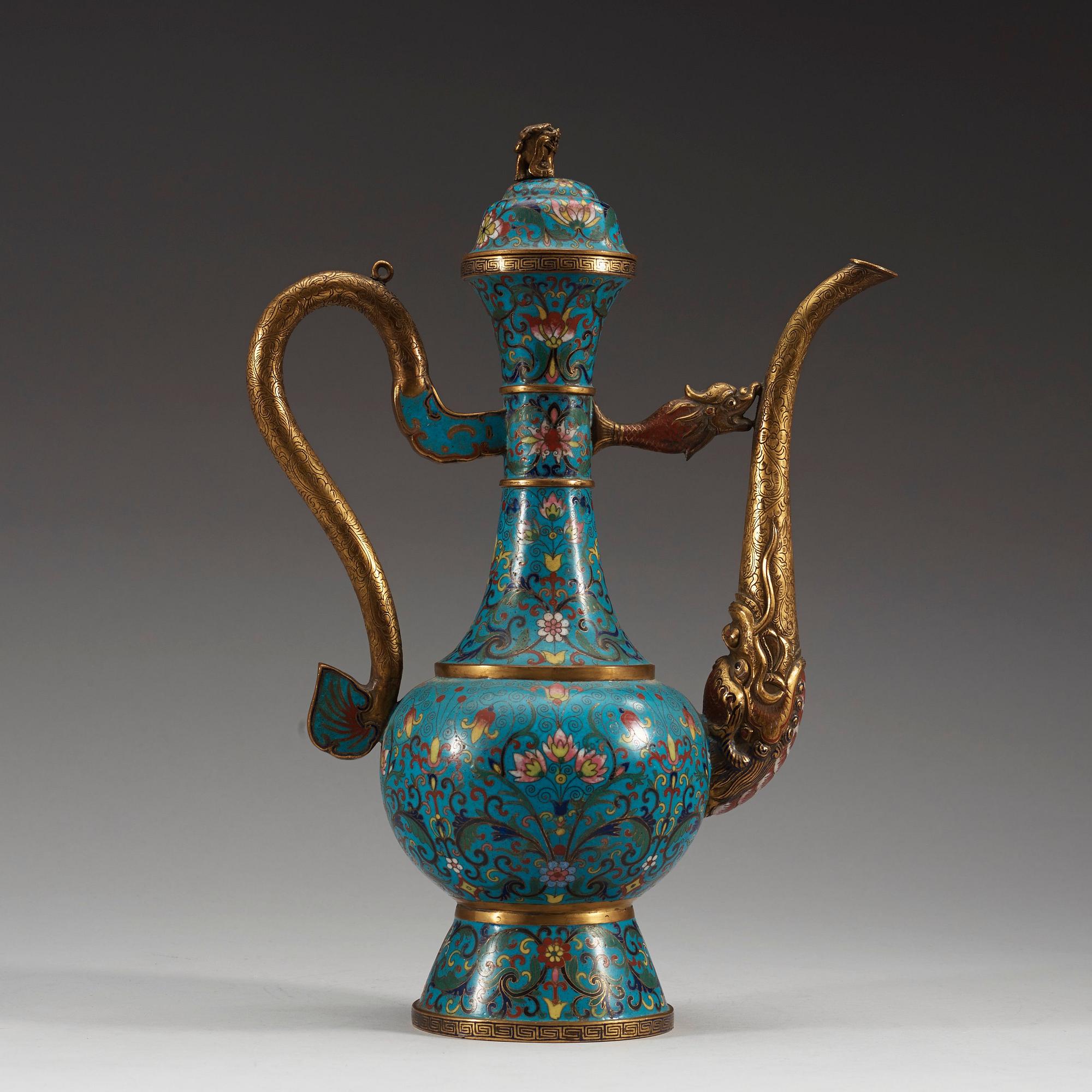 KANNA, cloisonné. Qing dynastin, sekelskifte 1900.