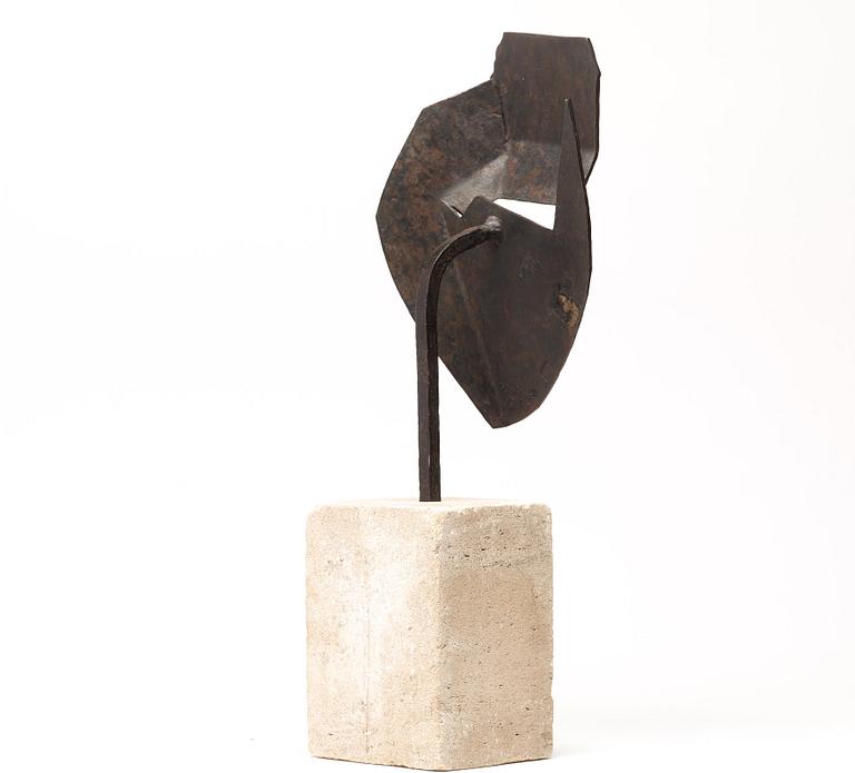 Julio González, "Tête aiguë (Masque aigu)".