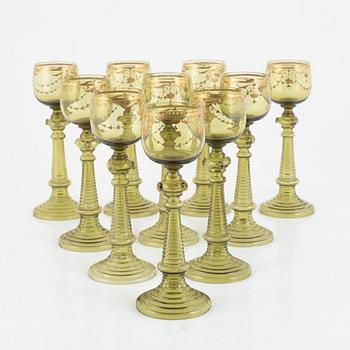 A set of 10 gilded wine glasses, 20th century.